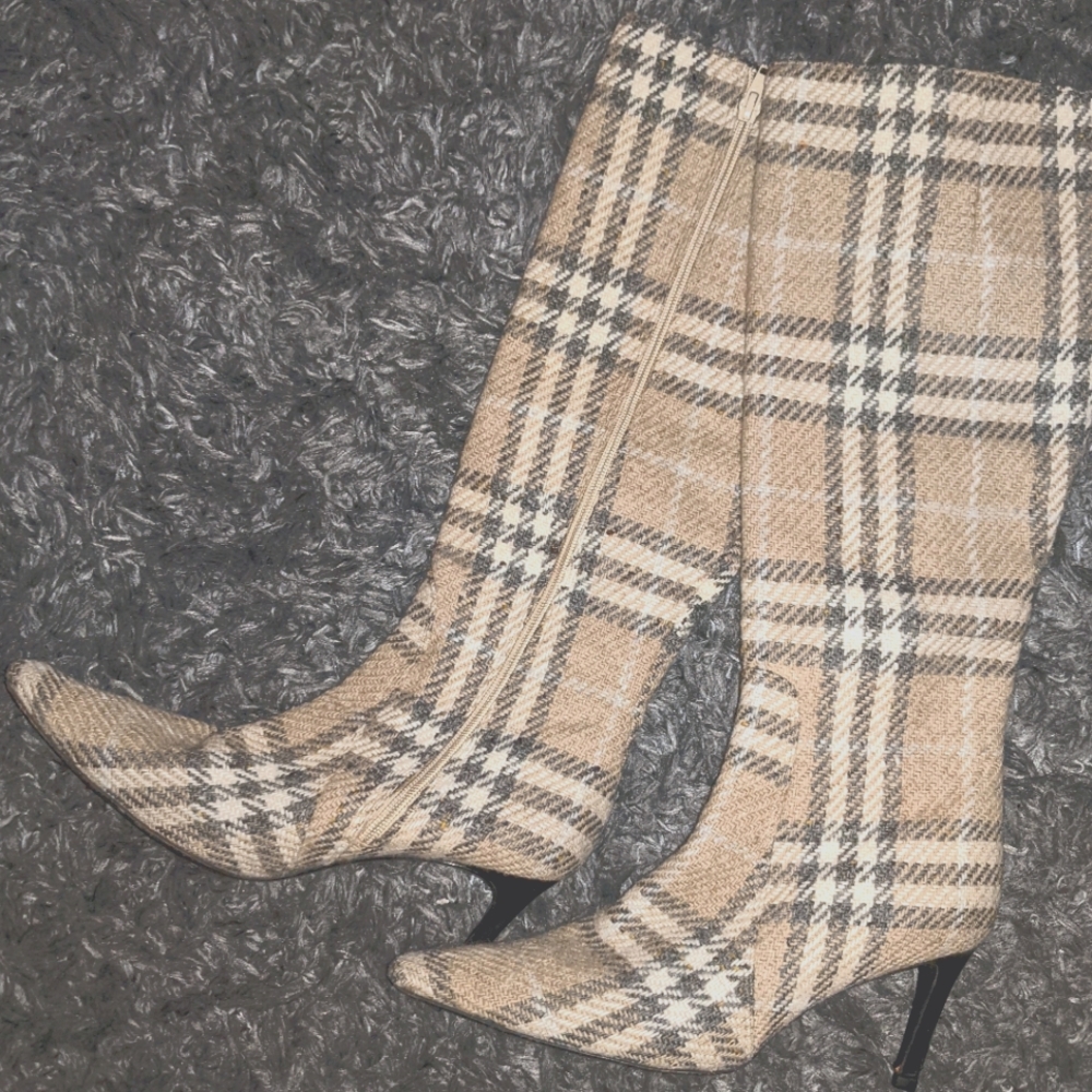 Burberry Wool Tall Boots - Tan, Grey & White